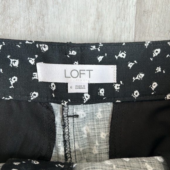 Loft Riviera Patterned Shorts - Picture 2 of 9